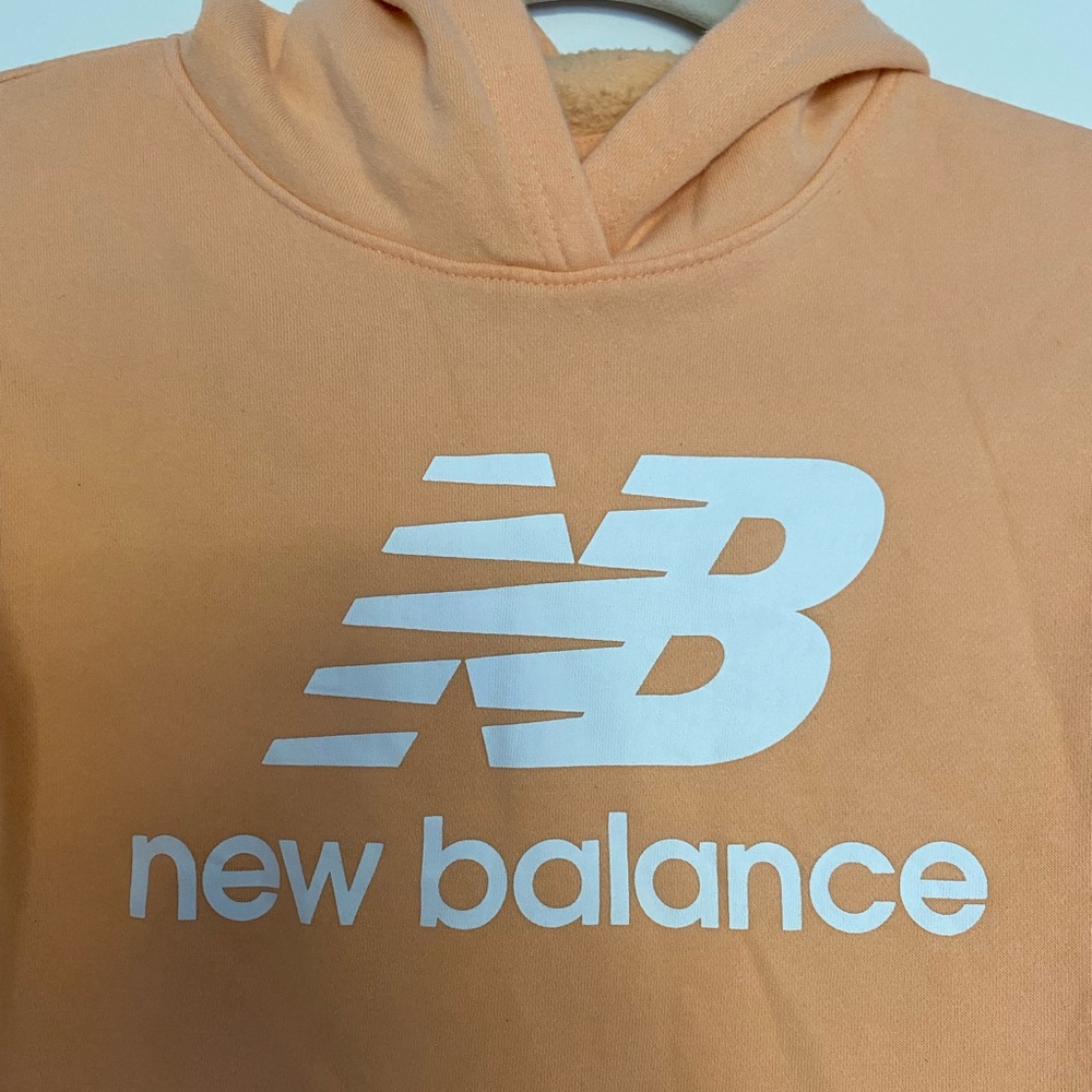 GIRLS PULLOVER HOODIE